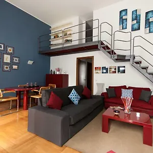  Apartment Fancy Blue Duomo Duplex Italy